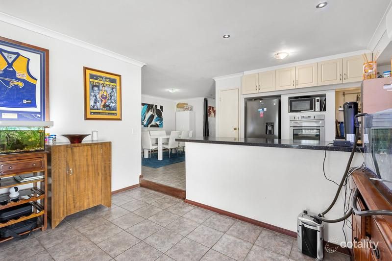 11 Senegal Gr, Warnbro, WA 6169