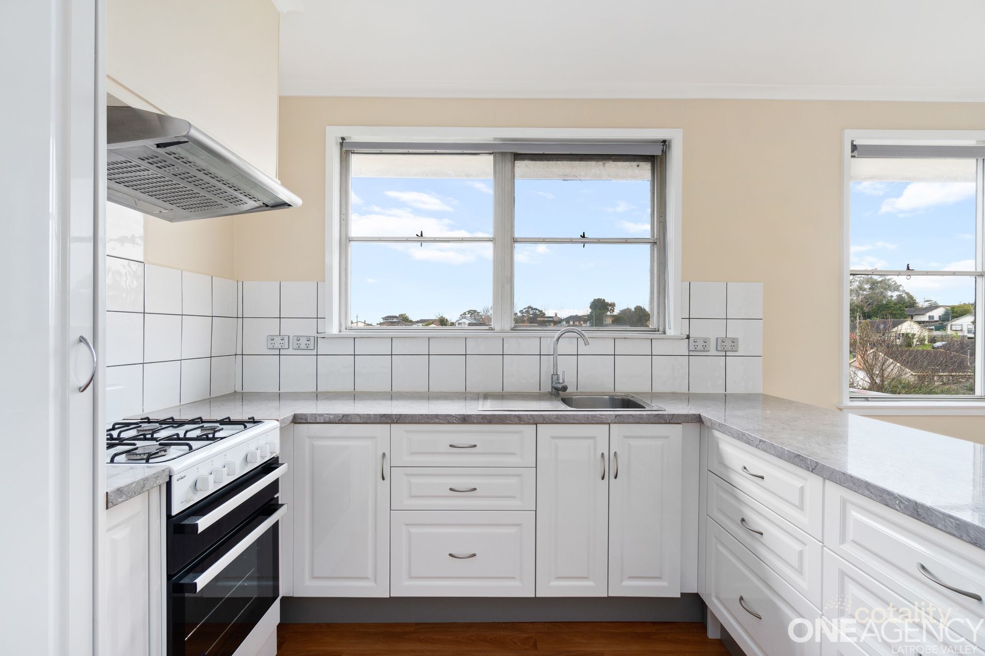 24 Crinigan Rd, Morwell, VIC 3840