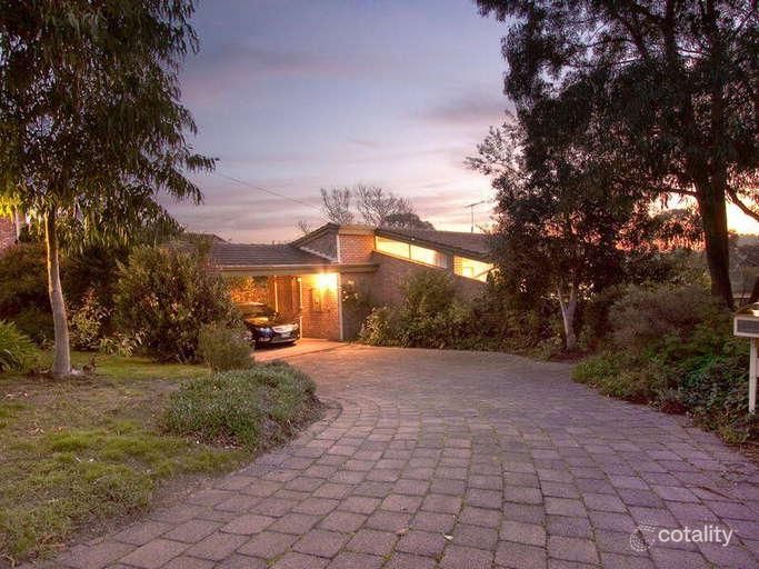 24 Beluga St, Mount Eliza, VIC 3930