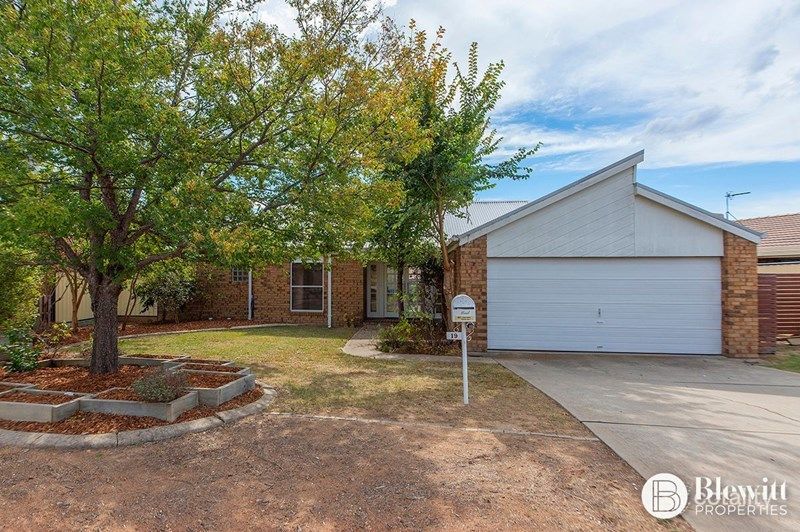 19 Hingston Cl, Bonython, ACT 2905