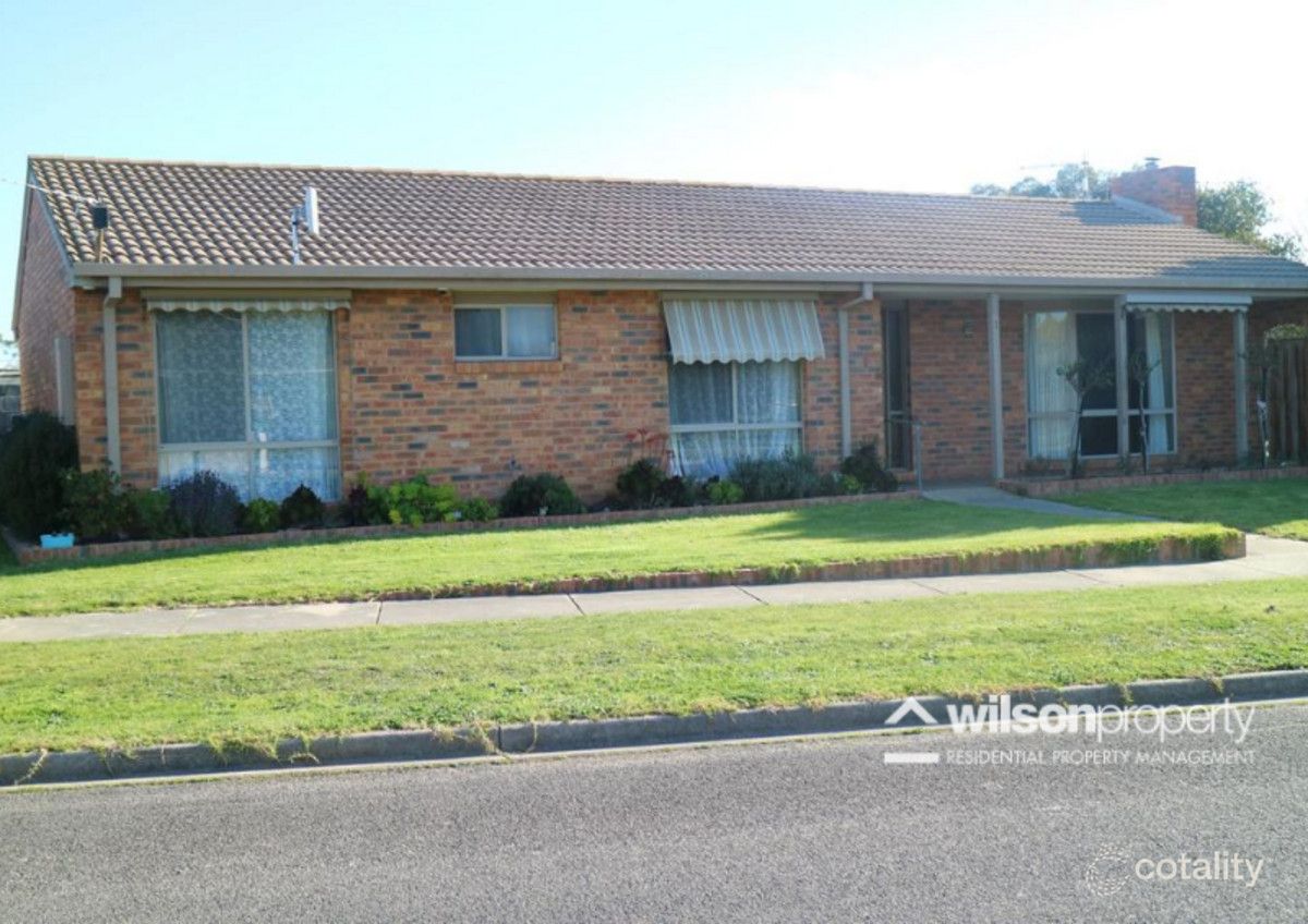 1 Rhodes Ct, Glengarry, VIC 3854