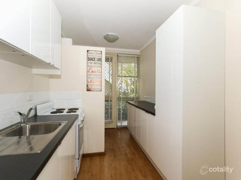 2/70 Matheson Rd, Applecross, WA 6153