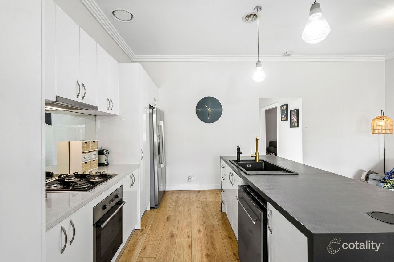 31 Hutchinson St, Albion, VIC 3020