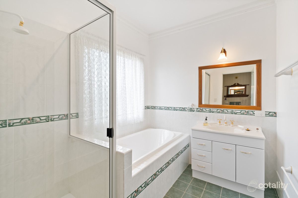 10 Helendale Dr, Helidon Spa, QLD 4344