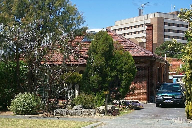 5 Robinson Tce, Daglish, WA 6008