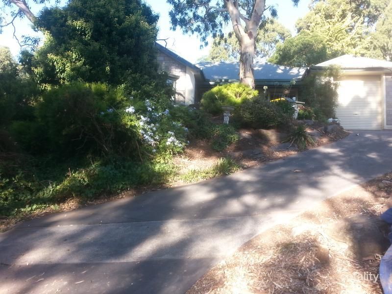 8 Mount Malvern Rd, Chandlers Hill, SA 5159
