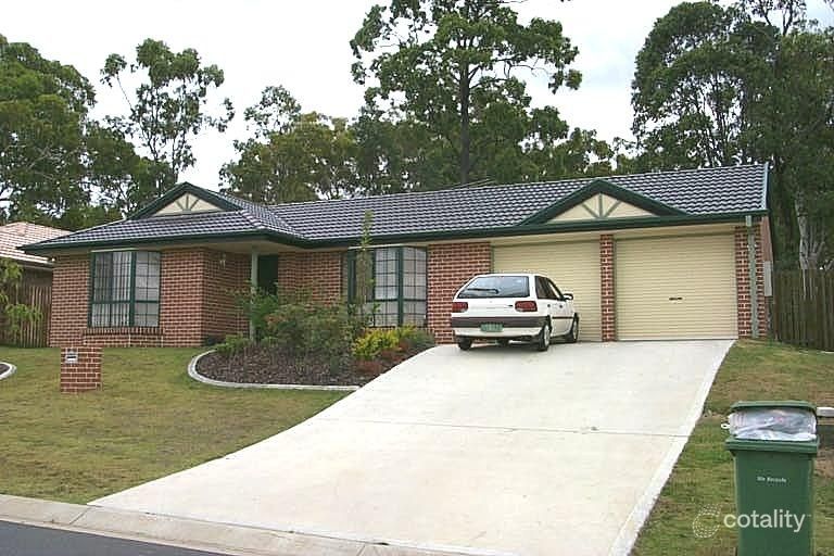 6 Isaac Ct, Hillcrest, QLD 4118