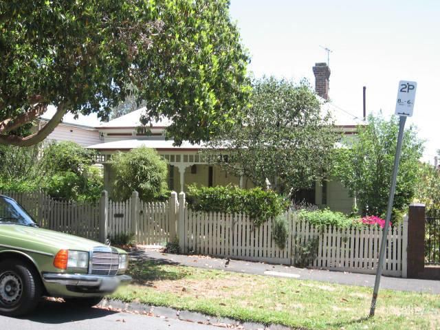 18 Norfolk Rd, Surrey Hills, VIC 3127