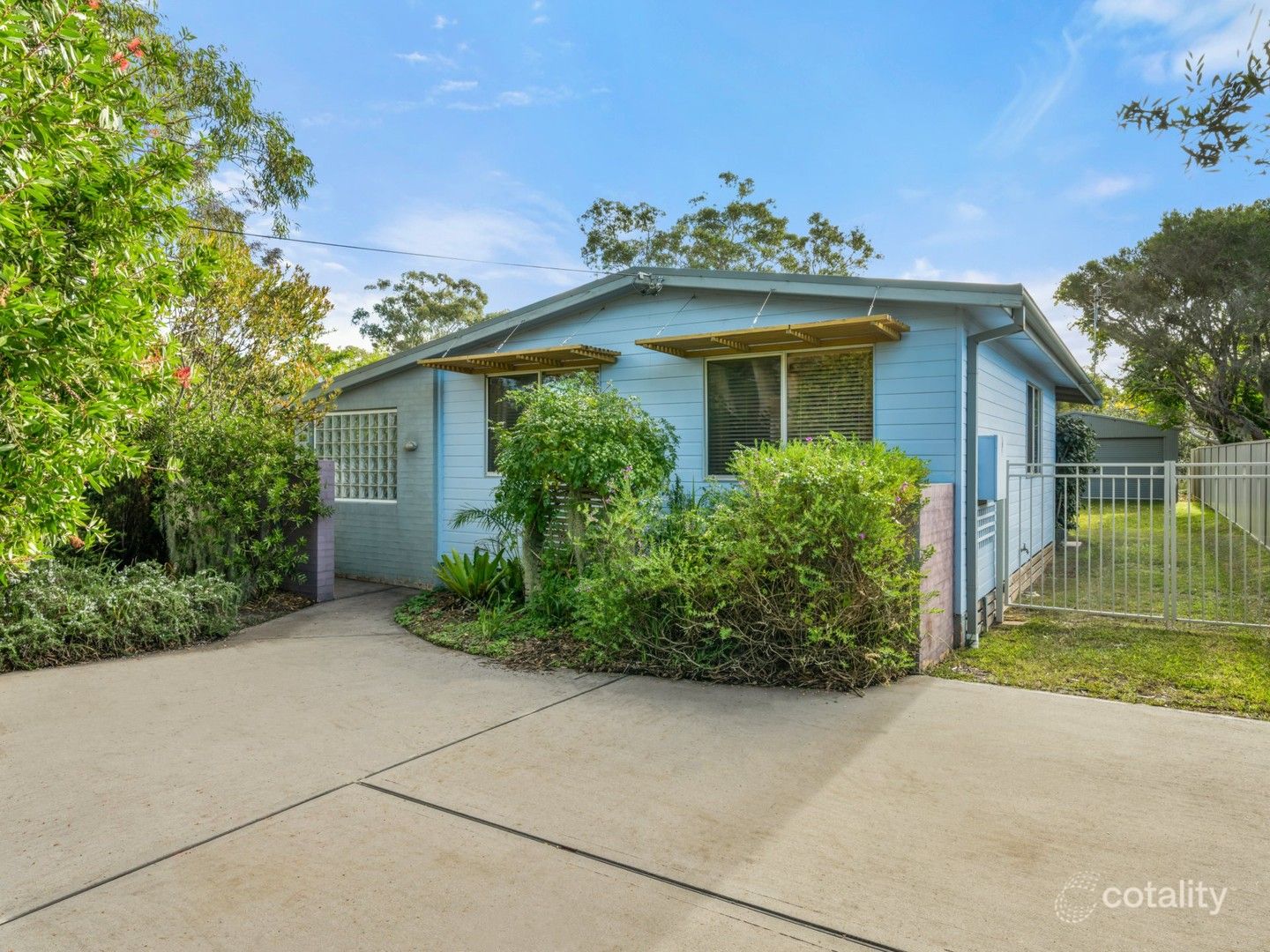 84 Queen Mary St, Callala Beach, NSW 2540