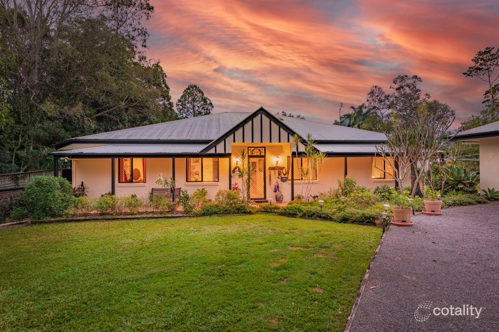 35 Mooloolah Rd, Mooloolah Valley, QLD 4553