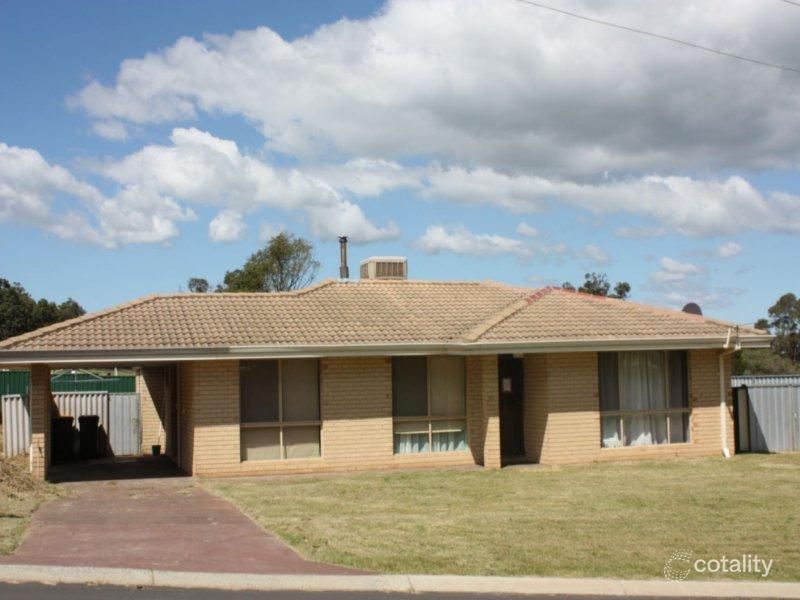 9 School Rd, Yarloop, WA 6218