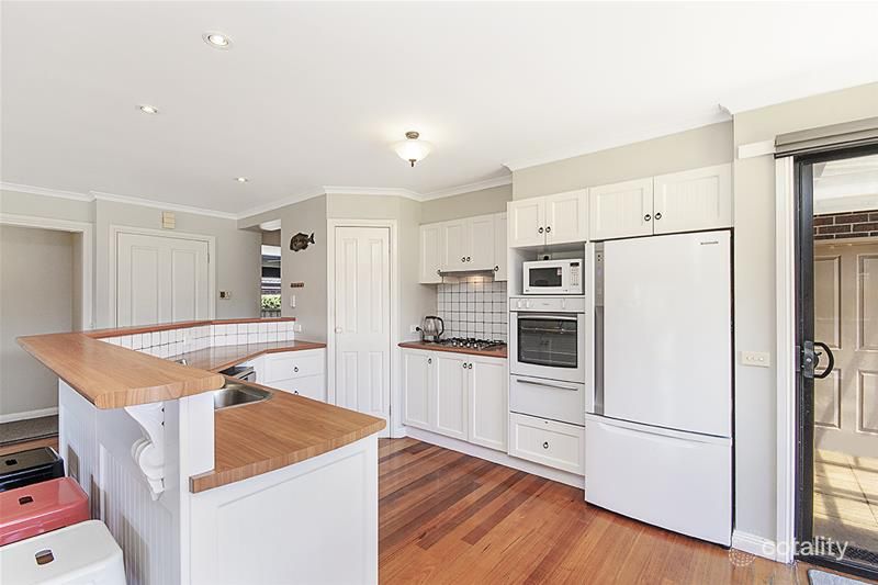 12 Zammit Dr, Warrnambool, VIC 3280