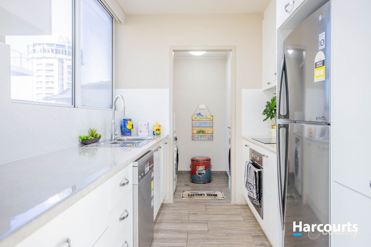 8/23 Colley Tce, Glenelg, SA 5045