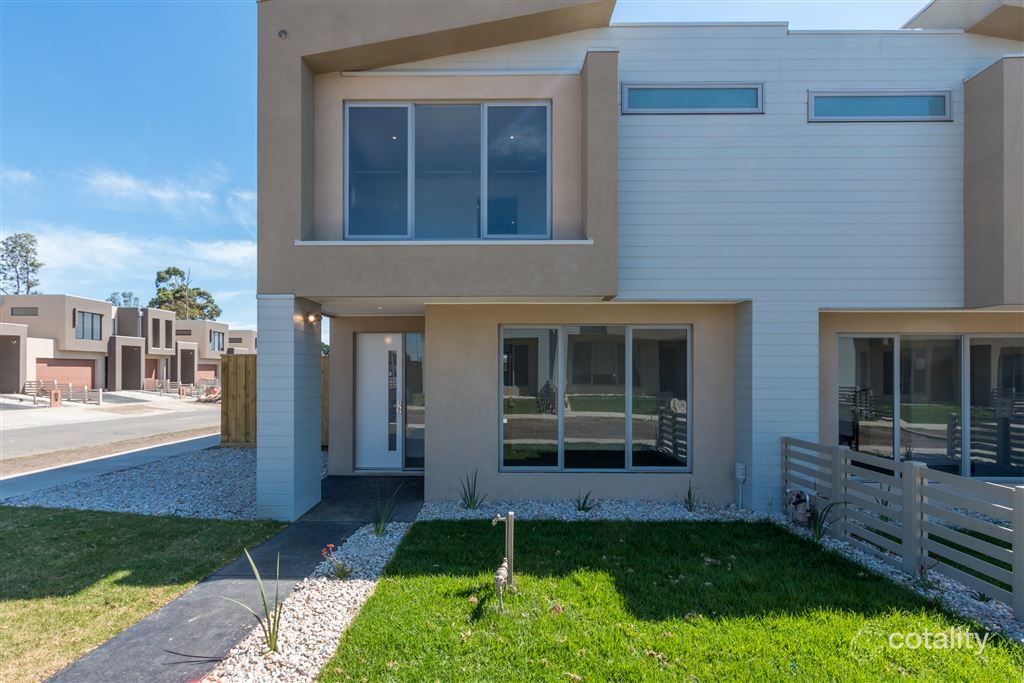 1 Nanea Path, Cranbourne, VIC 3977