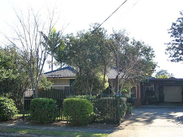 11 Begonia Ave, Cabramatta, NSW 2166