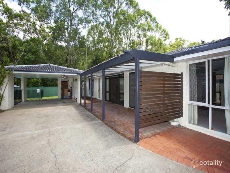 32 Dunstable St, Macgregor, QLD 4109