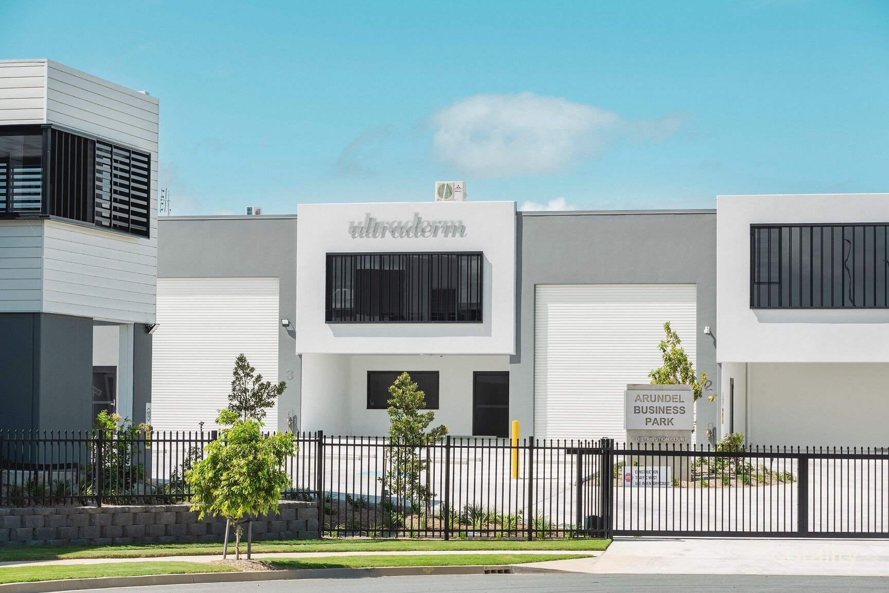 42/8 Distribution Ct, Arundel, QLD 4214