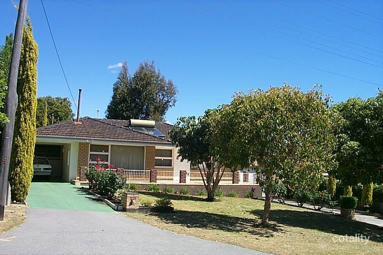 21 Lucich St, Kelmscott, WA 6111