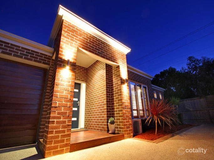 33 Trafalgar Sq, Mount Martha, VIC 3934