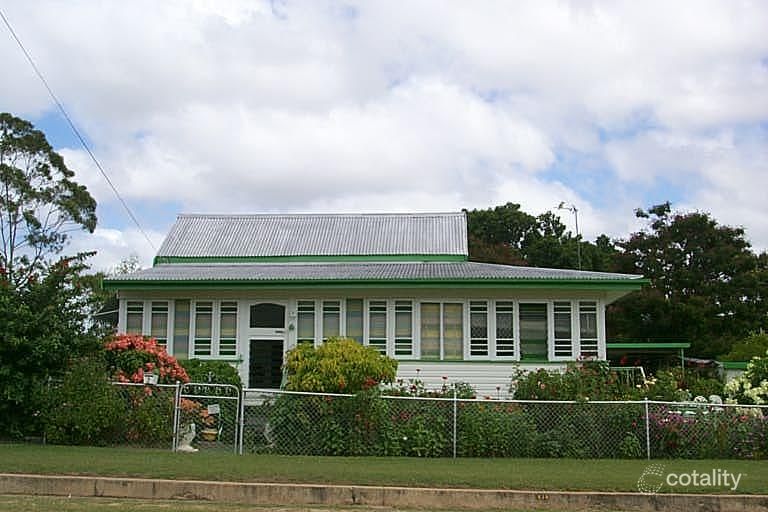 2 Rutherford St, Charters Towers City, QLD 4820