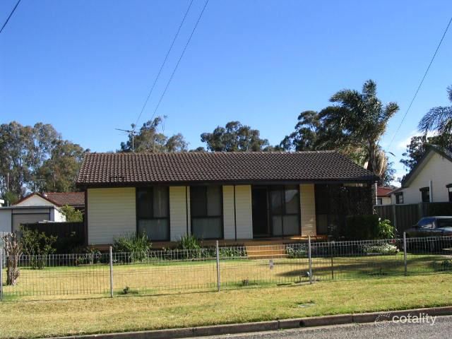 34 Melanesia Ave, Lethbridge Park, NSW 2770