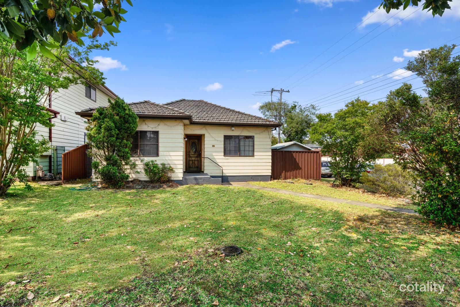 17 Henderson Ave, Panania, NSW 2213