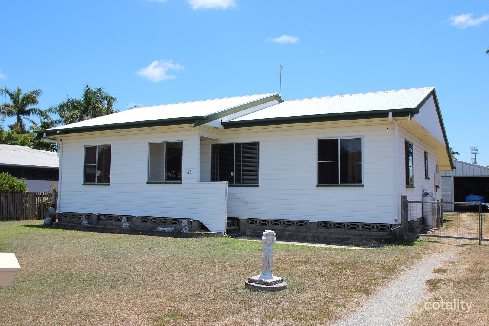 28 Hart St, South Mackay, QLD 4740