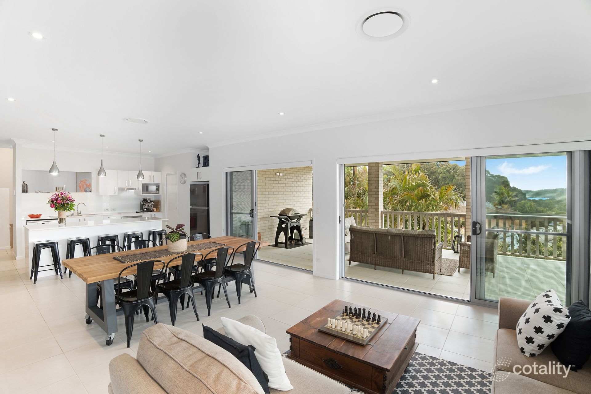 38 Coachmans Cl, Korora, NSW 2450