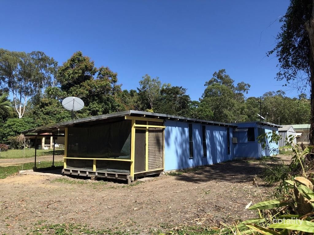 13 Third St, Bloomfield, QLD 4895