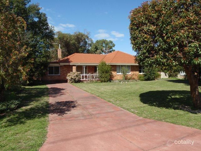 24 Harris St, Beckenham, WA 6107