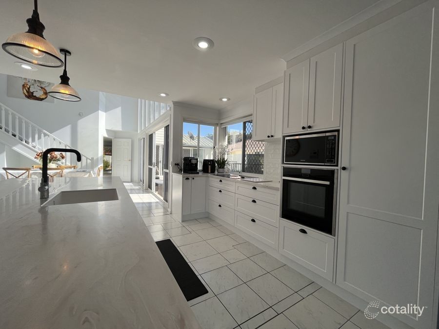 458 Oxley Dr, Runaway Bay, QLD 4216