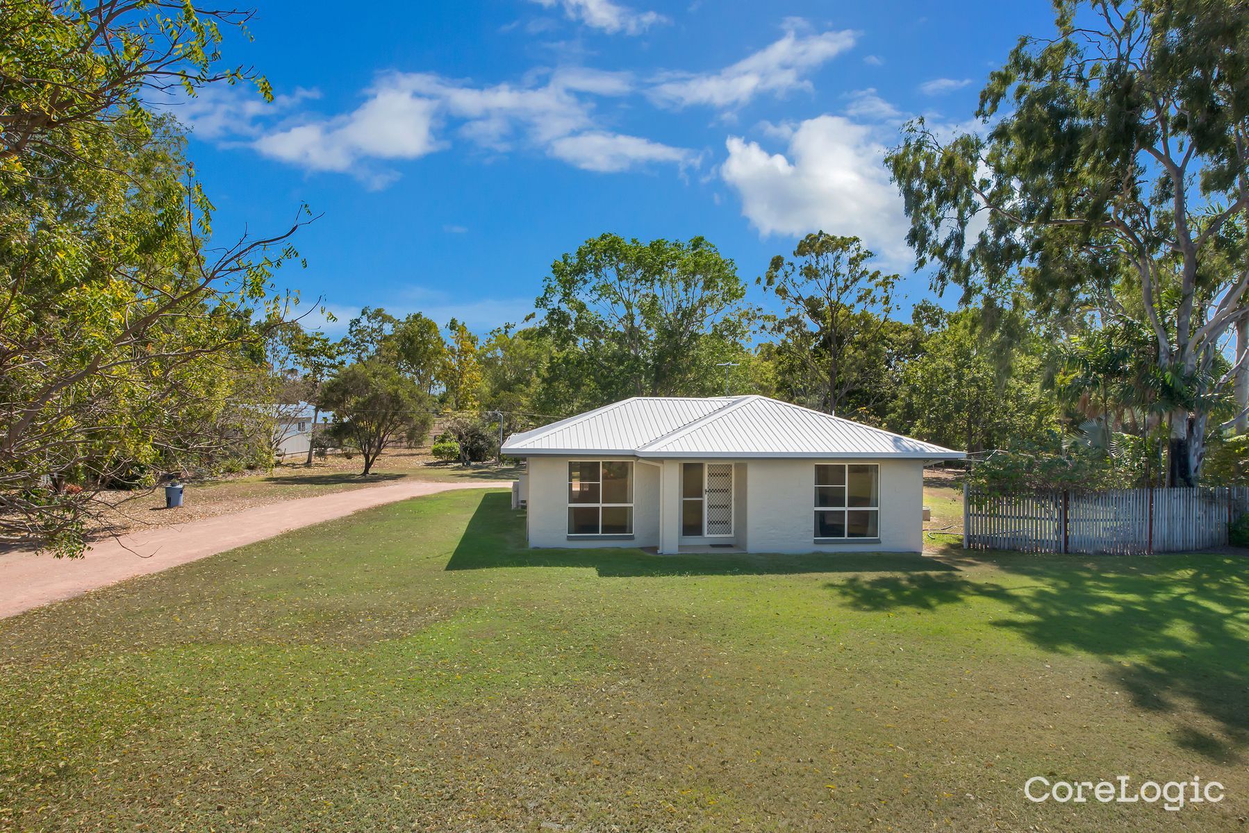 27 Flagstone Ave, Rangewood, QLD 4817