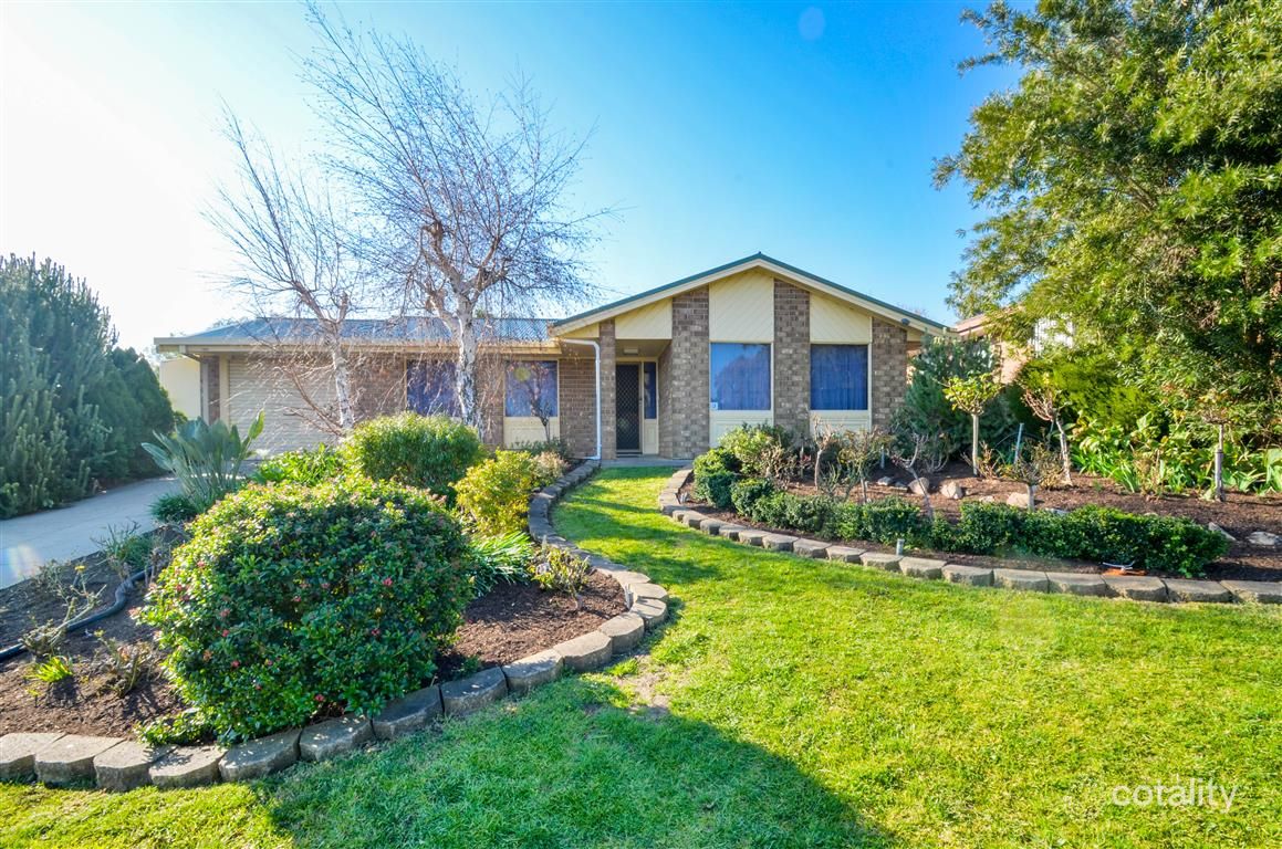 6 Queens Way, Woodcroft, SA 5162