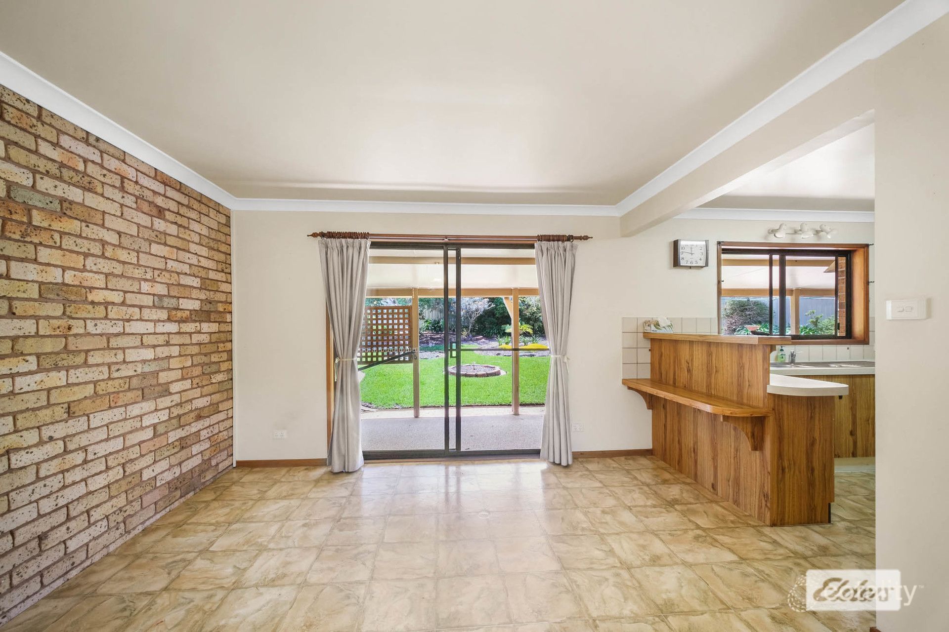 42 Amaroo Dr, Taree, NSW 2430
