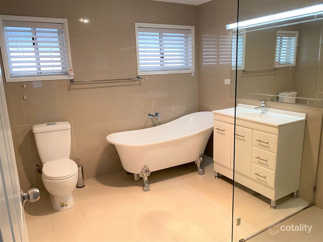 33 Mathews St, Cobar, NSW 2835