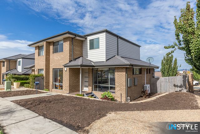 6 Eugene Vincent St, Bonner, ACT 2914