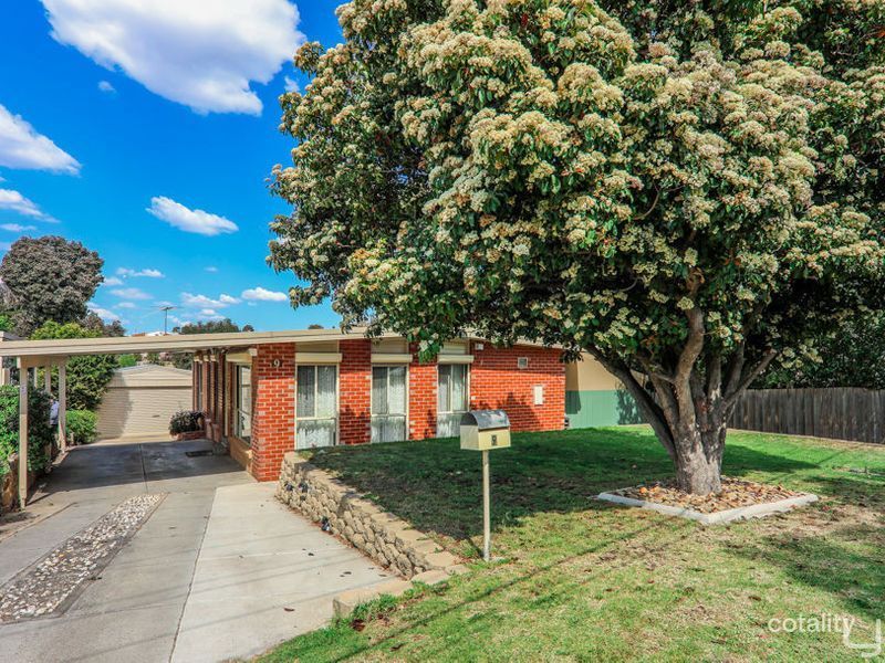 9 Lorraine Cres, Jacana, VIC 3047