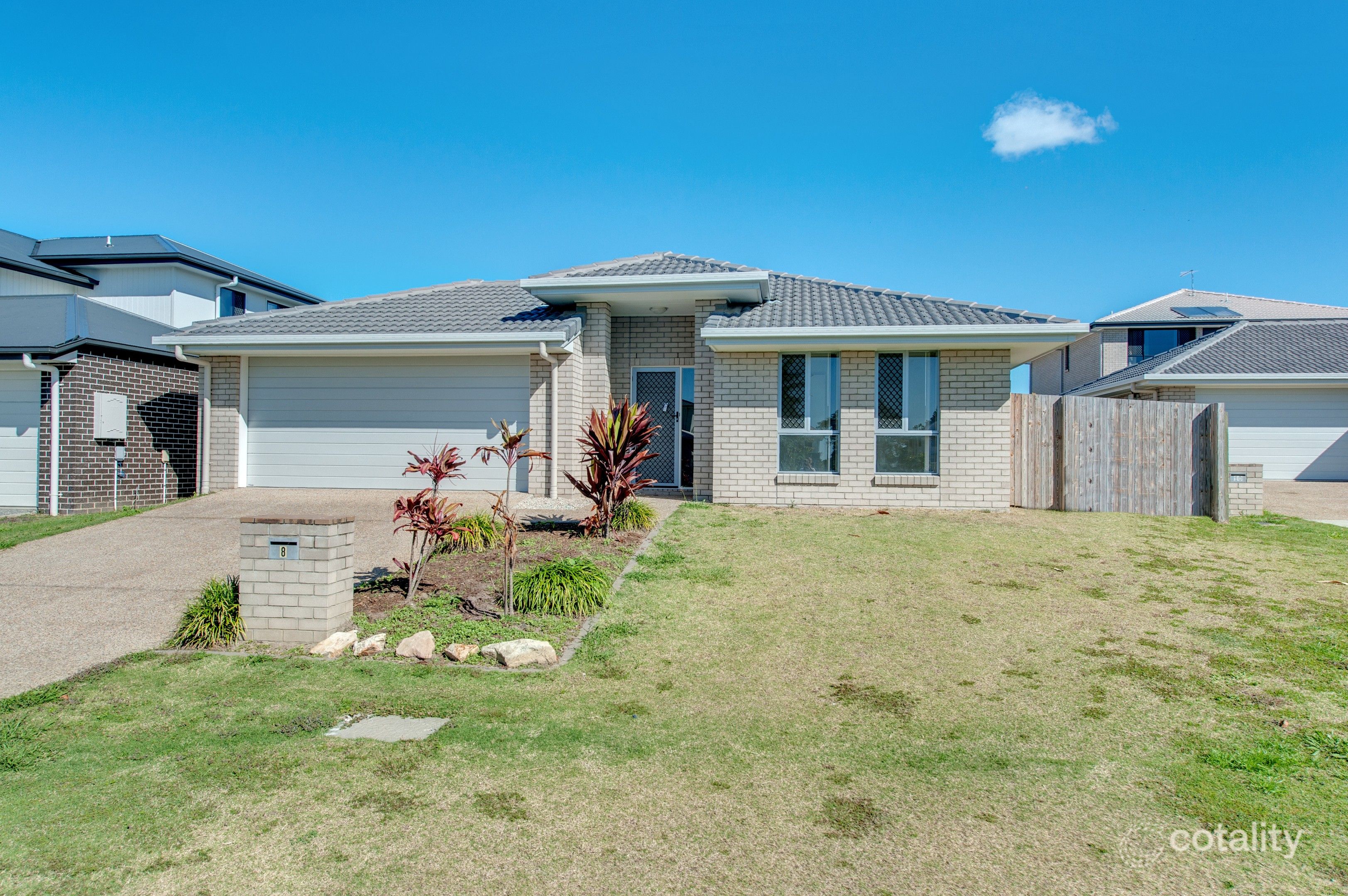 8 Lauren Cct, Brighton, QLD 4017