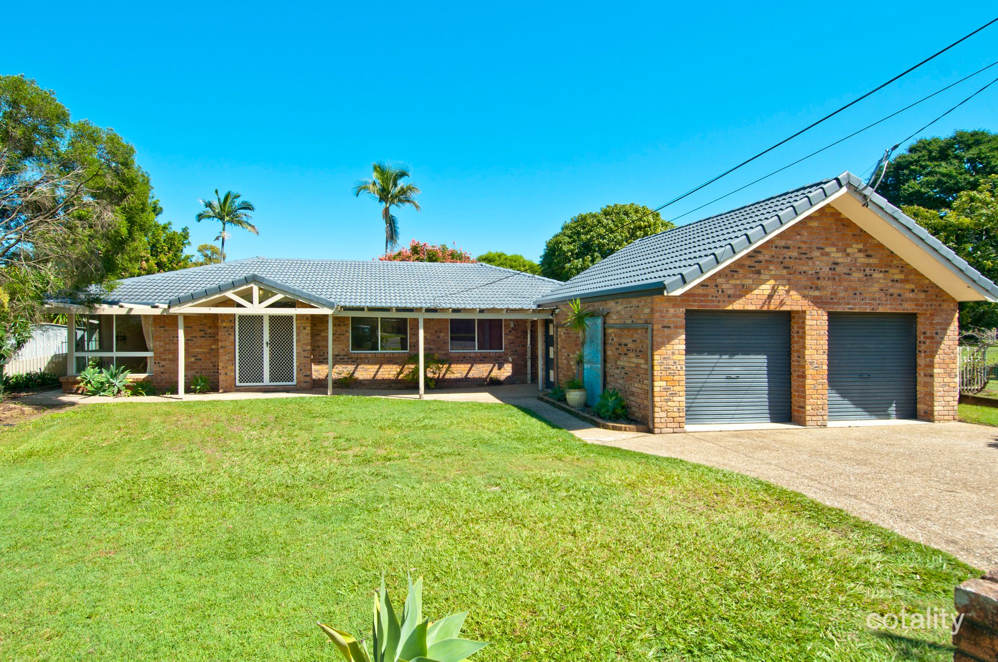 8 Soho St, Hillcrest, QLD 4118