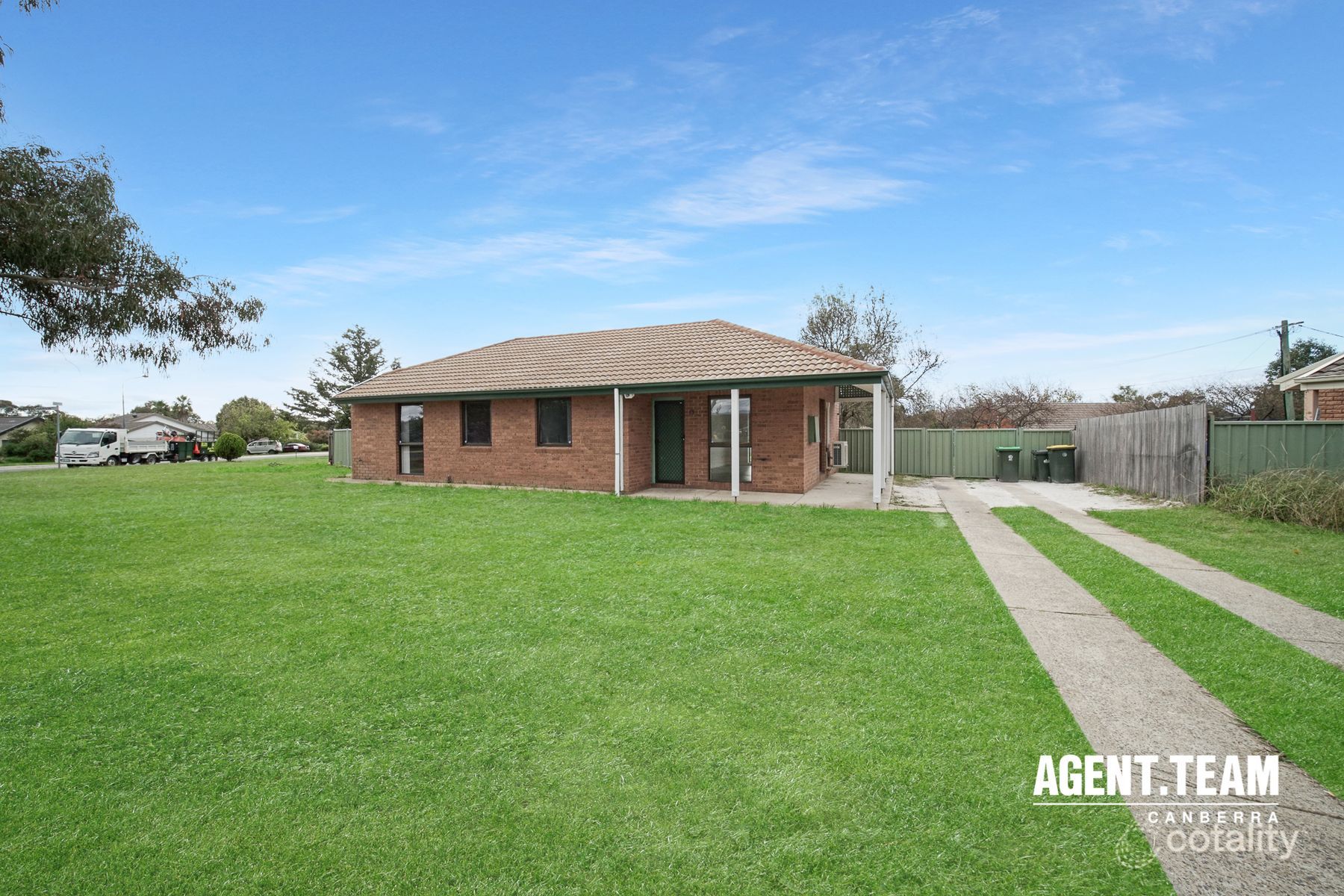 15 Boswell Cres, Florey, ACT 2615