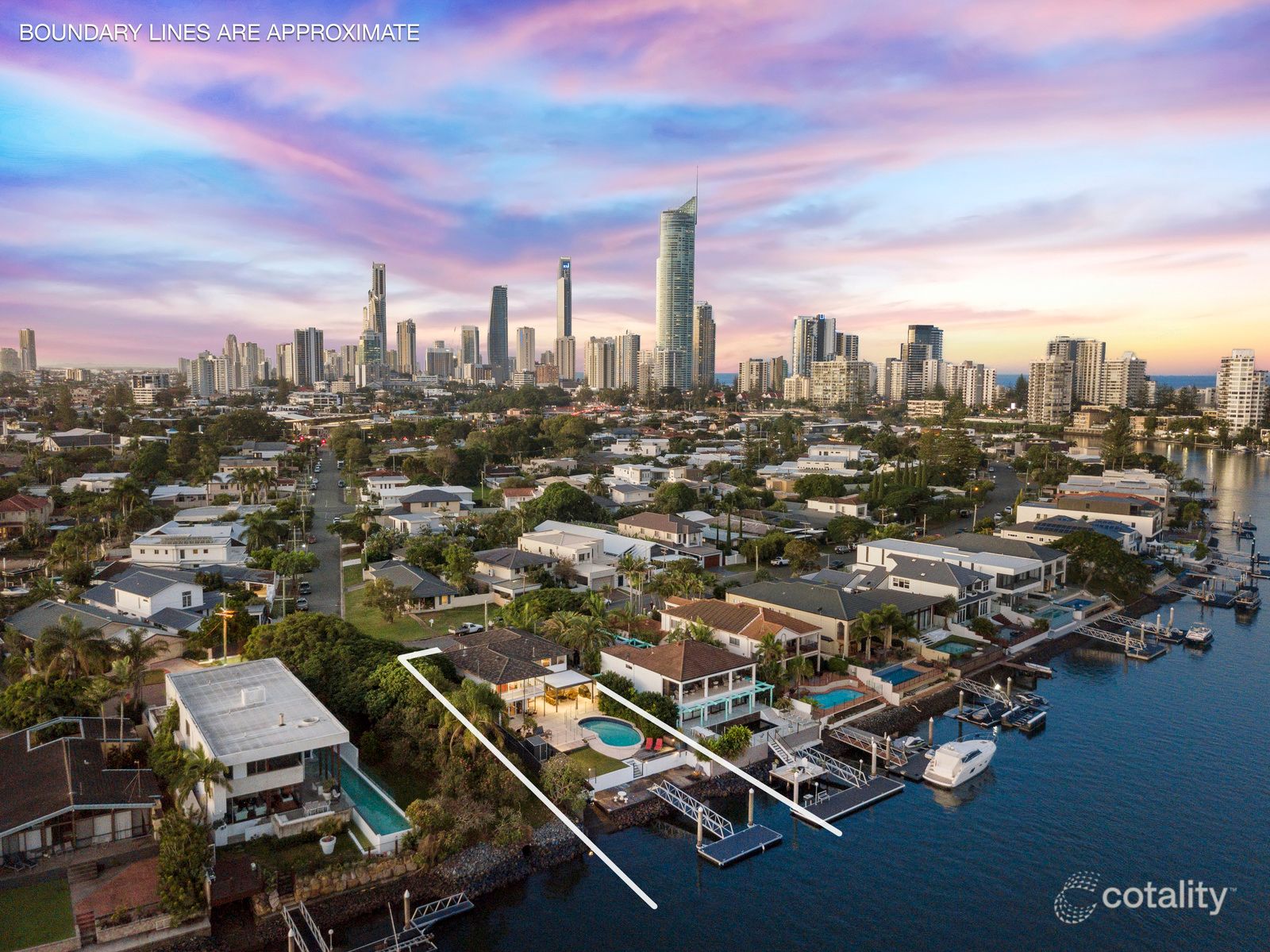 100 Amalfi Dr, Surfers Paradise, QLD 4217