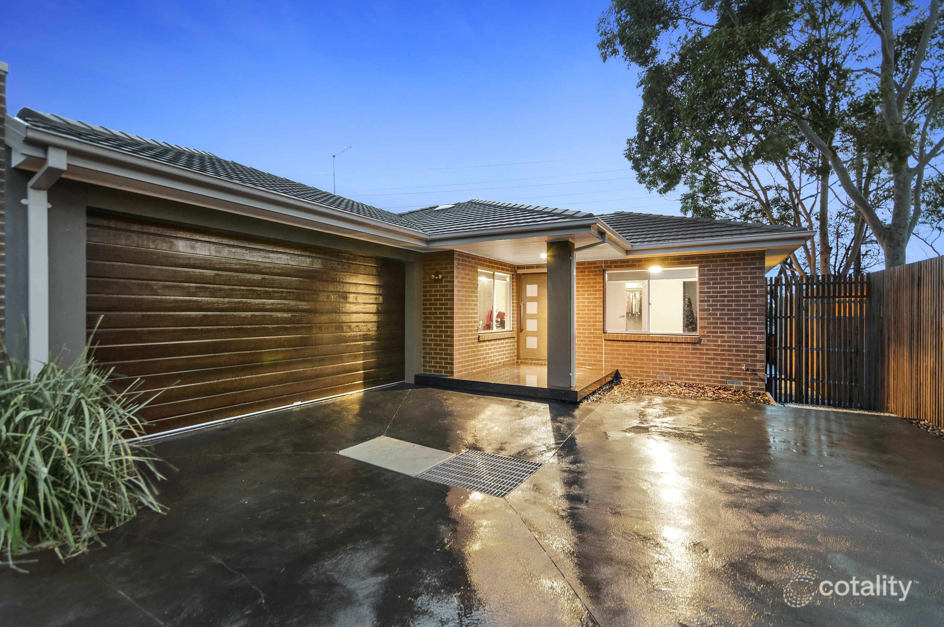 2/123 Franciscan Ave, Frankston, VIC 3199