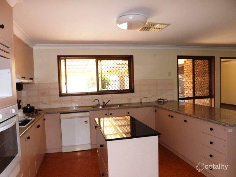 6 Madison Tce, Roma, QLD 4455