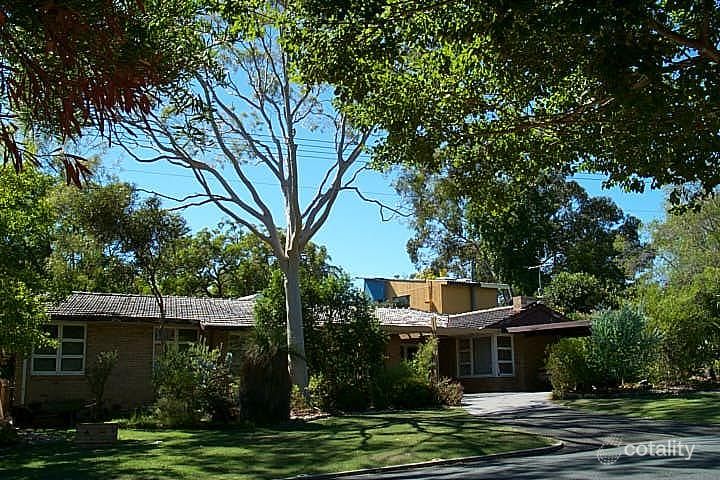 4 Callan Rd, Floreat, WA 6014