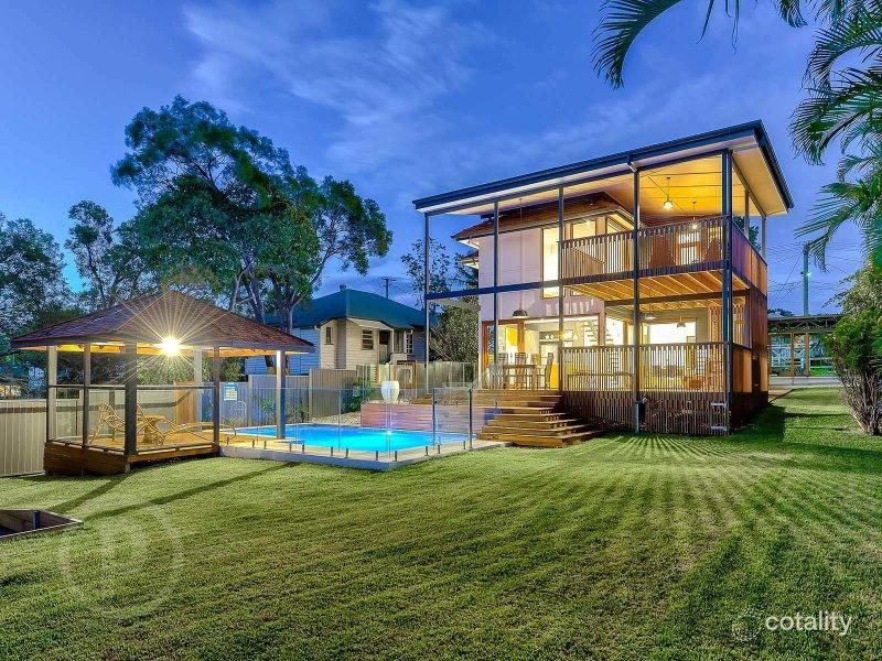 12 Bertram St, Stafford, QLD 4053