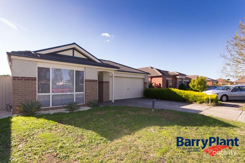 4 Elmwood Pl, Cranbourne West, VIC 3977