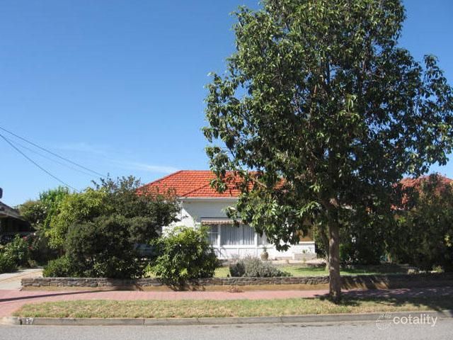 17 Rossall Rd, Somerton Park, SA 5044