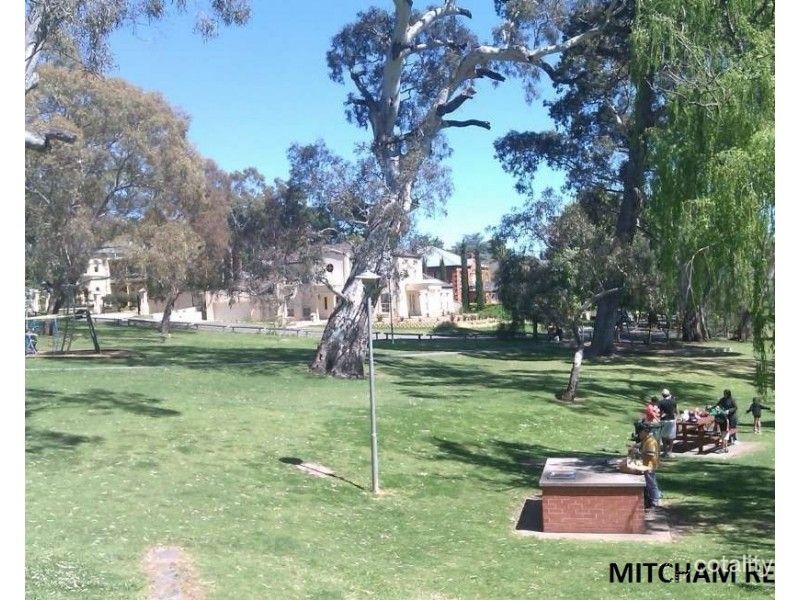 9 Maitland St, Mitcham, SA 5062