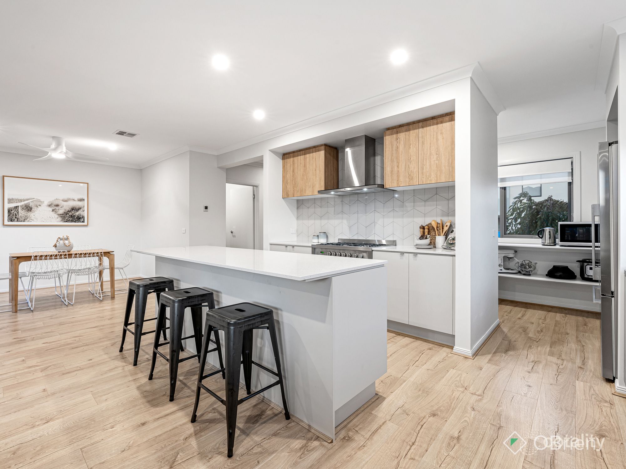 52 Diplomat Cres, Cranbourne South, VIC 3977