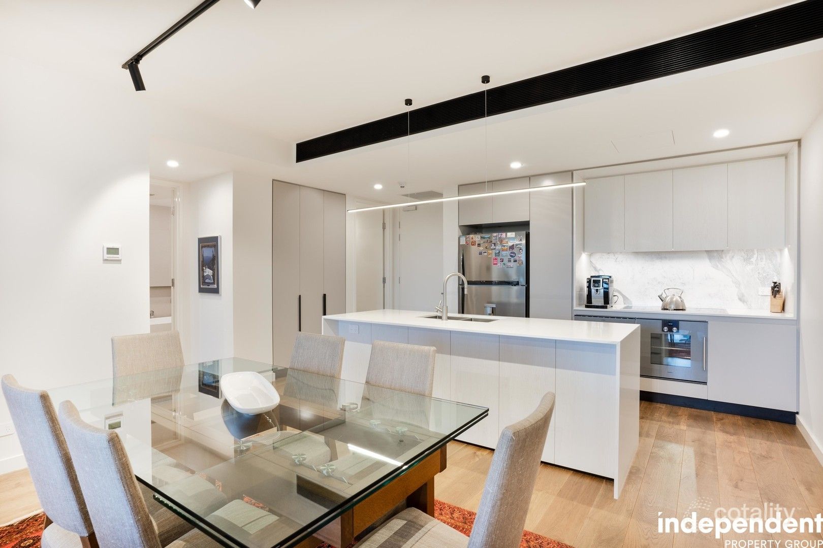 66/7 State Cir, Forrest, ACT 2603